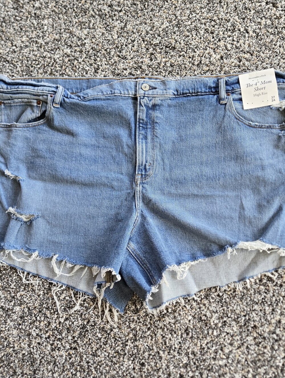 NEW Abercrombie & Fitch The Mom Short High Rise size 37/24